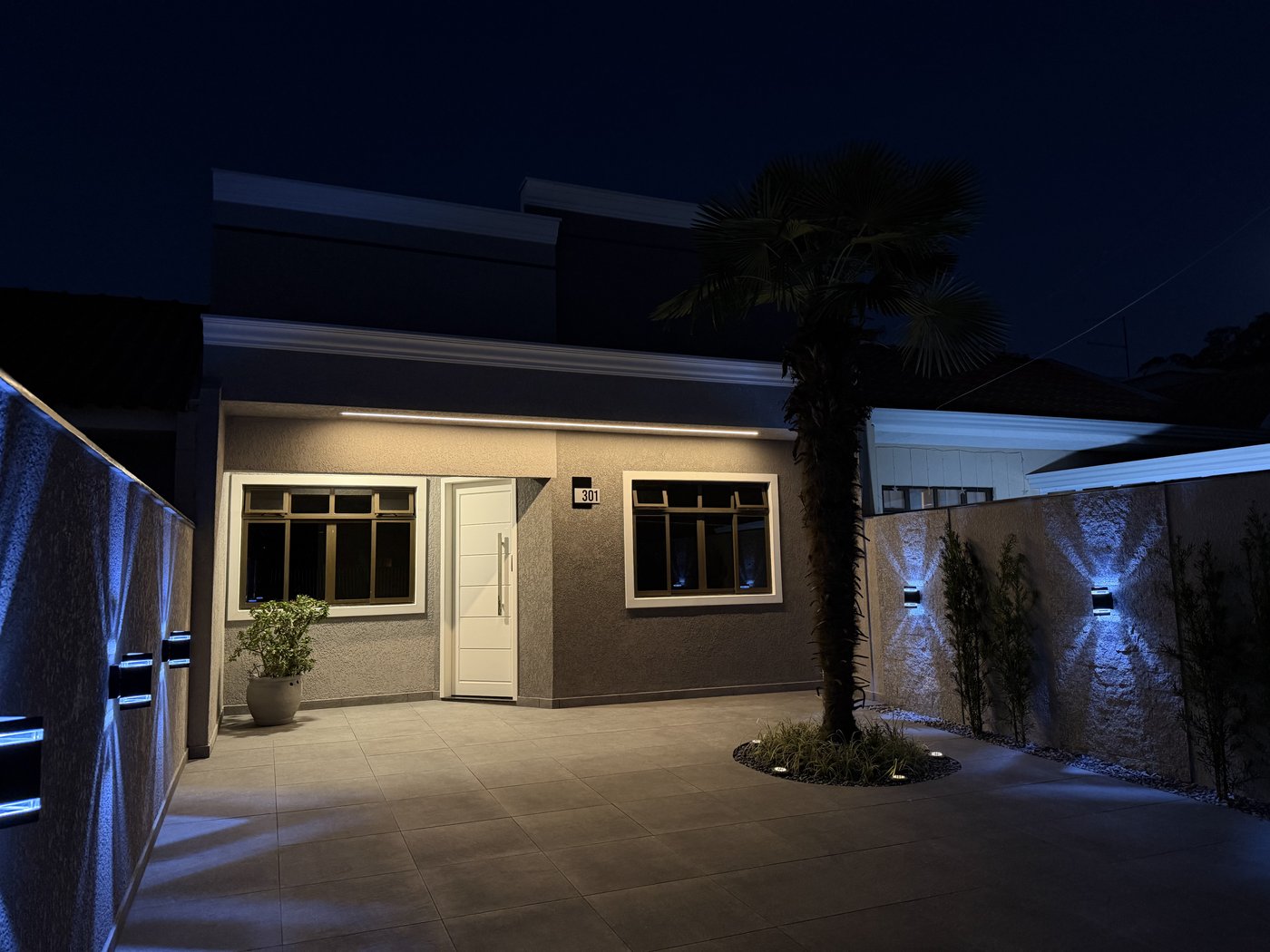 Fachada LED noturna